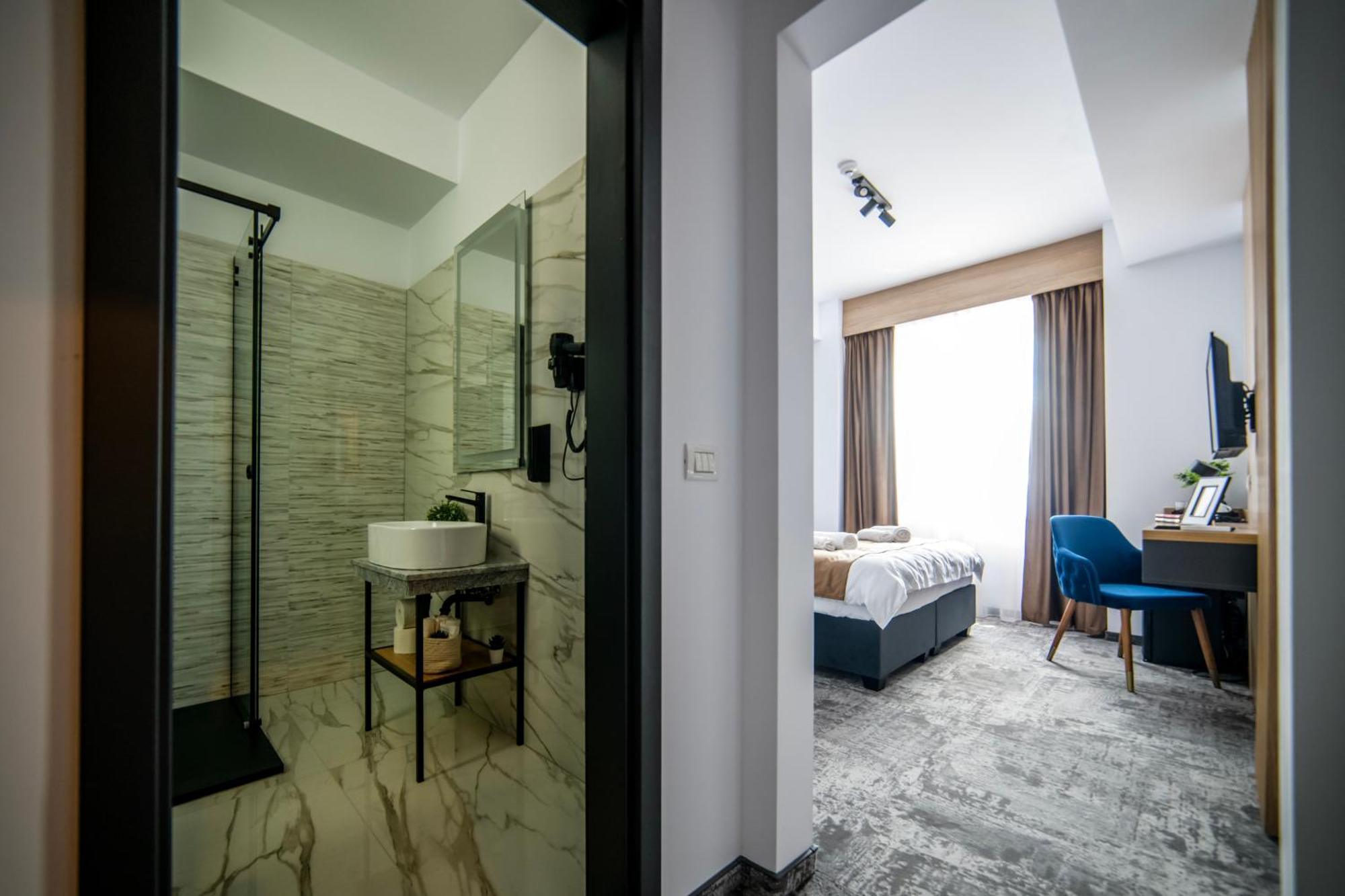 Hotel Gbu 3*